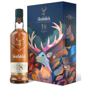 Гленфидих 18 Г. С Манерка / Glenfiddich 18YO Flask Gift Set