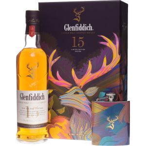 Гленфидих 15 Г. С Манерка / Glenfiddich 15YO Flask Gift Set